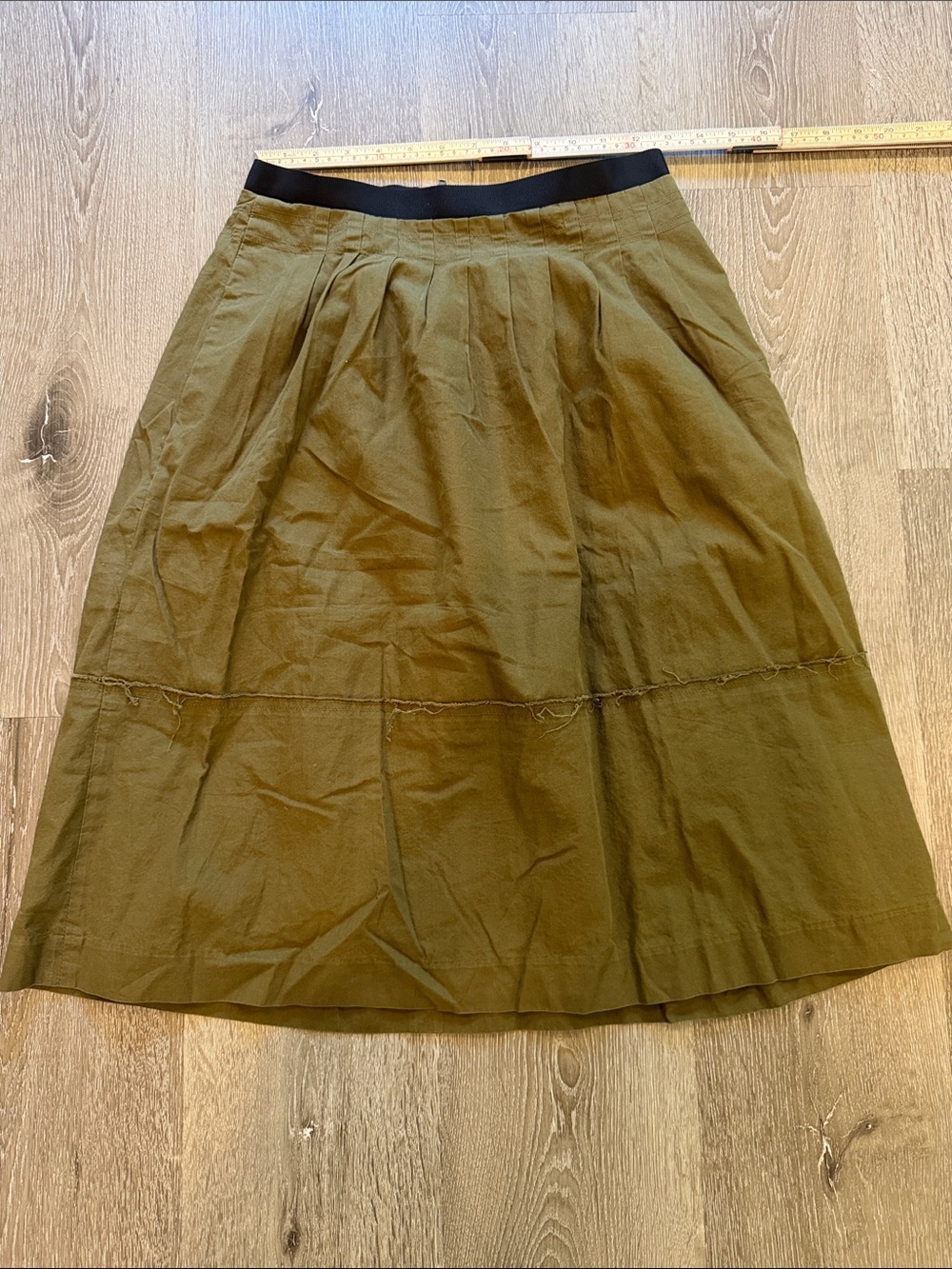 Madewell Olive Green Pleated A-Line Skirt